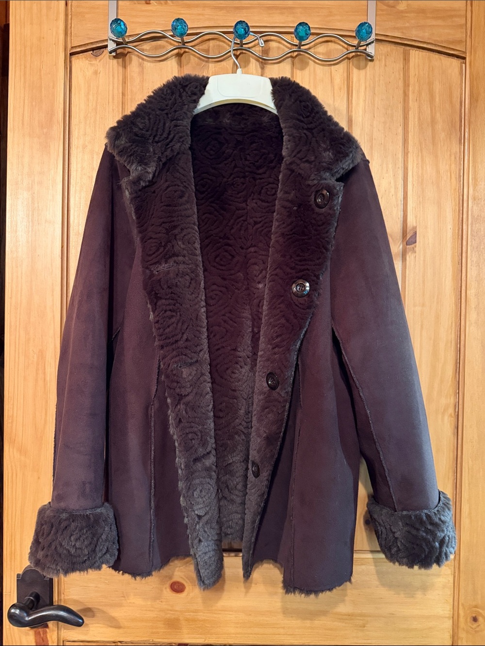 REVERSIBLE CHOCOLATE BROWN PLUSH/FAUX SUEDE JACKET
